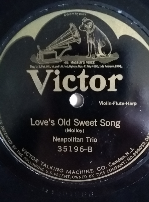 wire art, wire sculpture, antique records